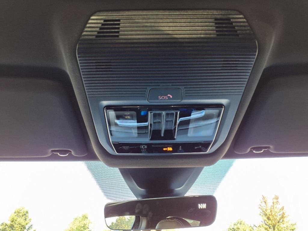 new 2026 Volkswagen Atlas Cross Sport car, priced at $44,615