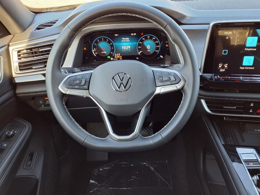 new 2026 Volkswagen Atlas Cross Sport car, priced at $44,615