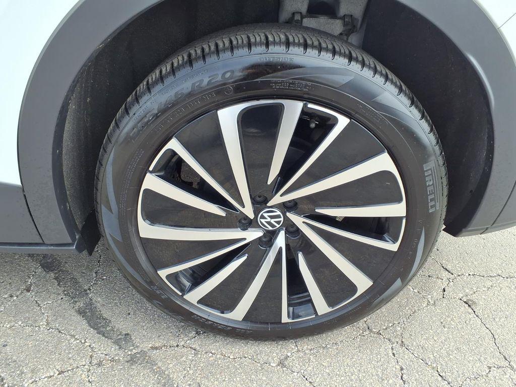 used 2025 Volkswagen ID.4 car, priced at $29,490
