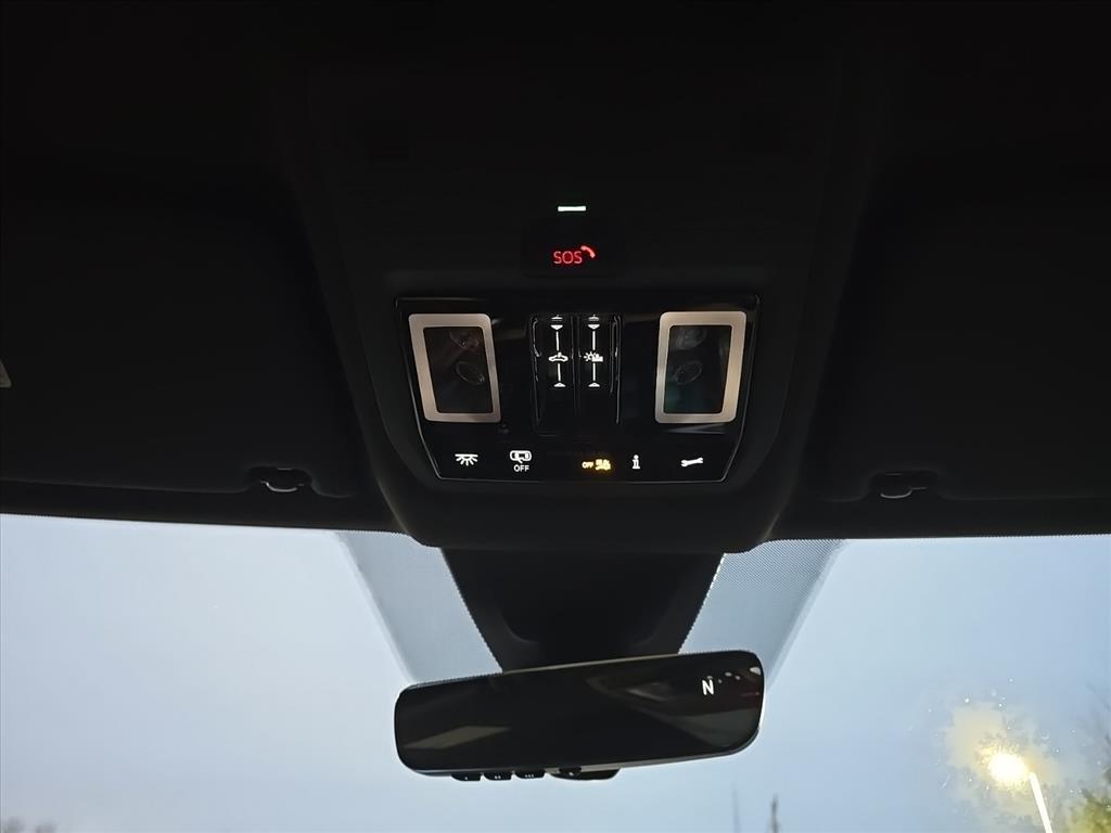 new 2026 Volkswagen Atlas Cross Sport car, priced at $49,009