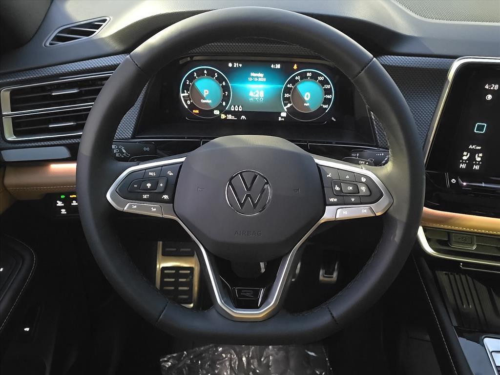 new 2026 Volkswagen Atlas Cross Sport car, priced at $49,009