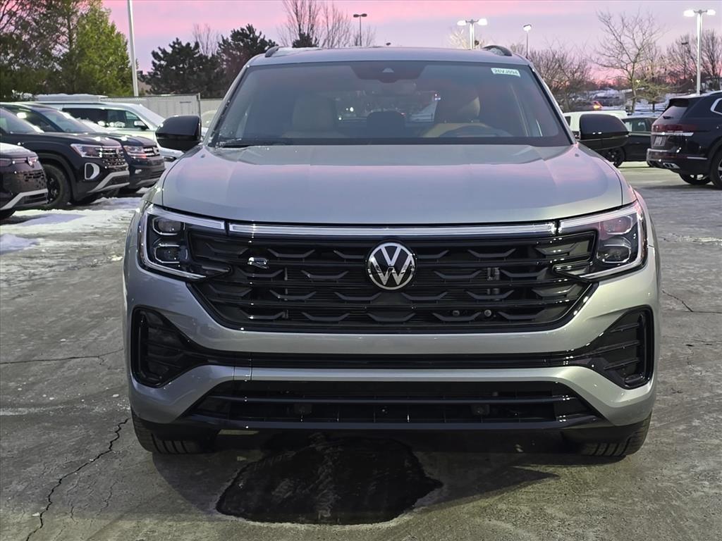 new 2026 Volkswagen Atlas Cross Sport car, priced at $49,009