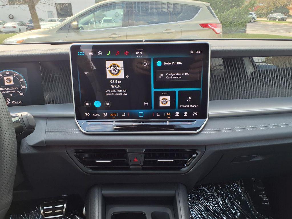 new 2026 Volkswagen Tiguan car, priced at $38,171