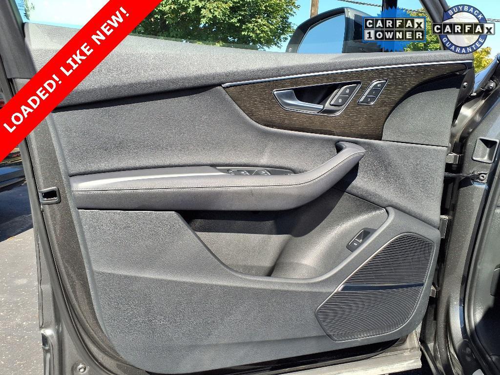 used 2025 Audi Q7 car, priced at $53,999