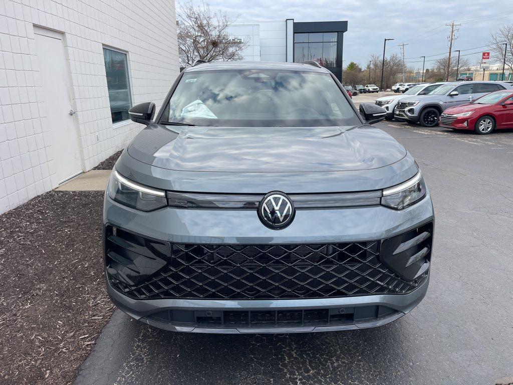 new 2026 Volkswagen Tiguan car, priced at $38,854