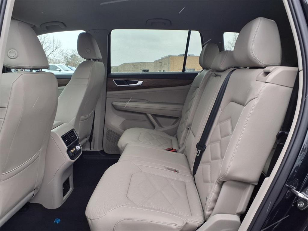 new 2026 Volkswagen Atlas car, priced at $38,745