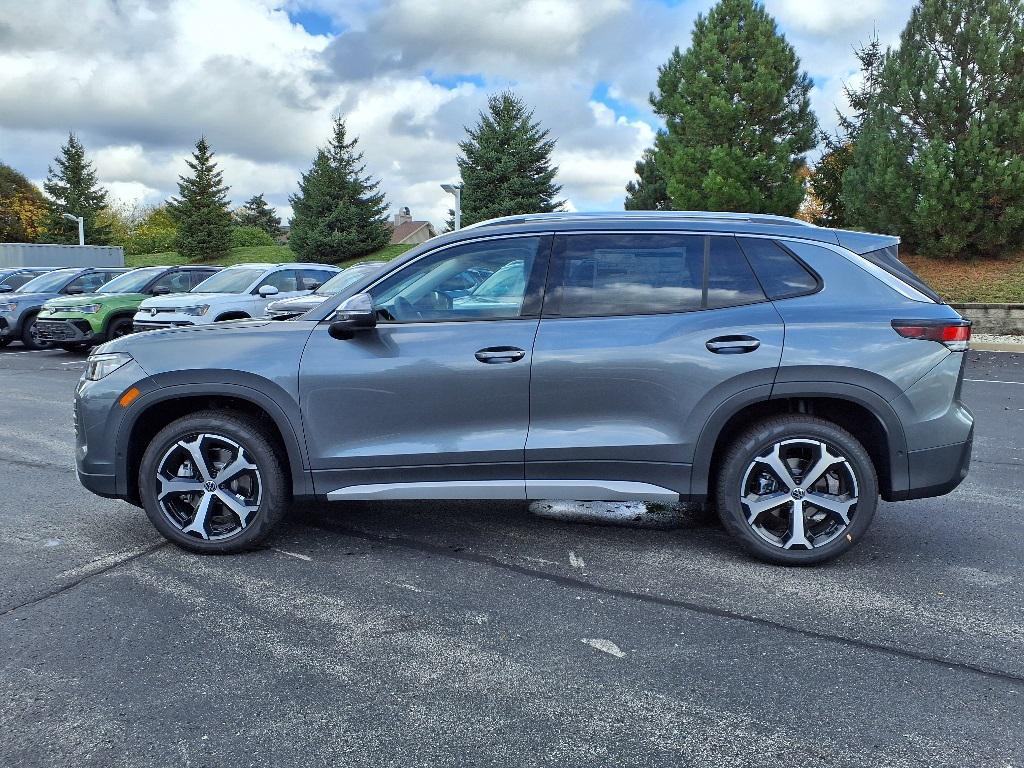 new 2025 Volkswagen Tiguan car, priced at $31,870