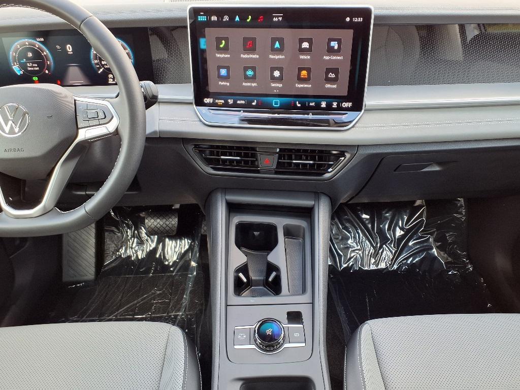 new 2025 Volkswagen Tiguan car, priced at $31,870