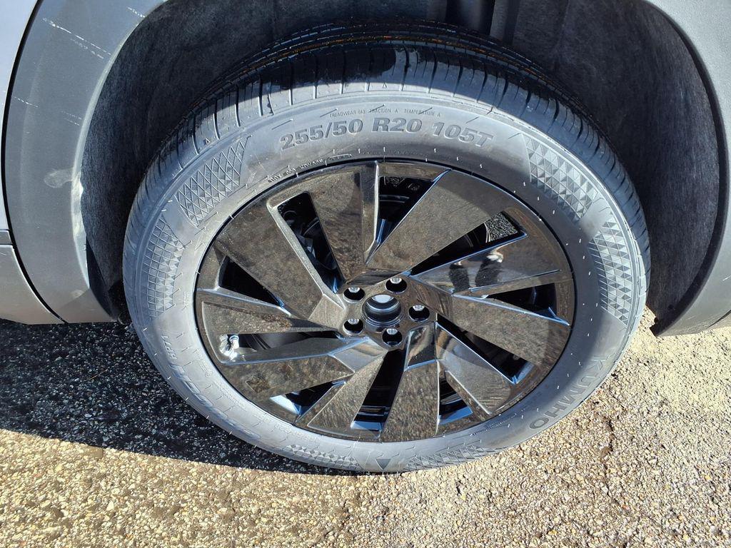 new 2026 Volkswagen Atlas car, priced at $46,620