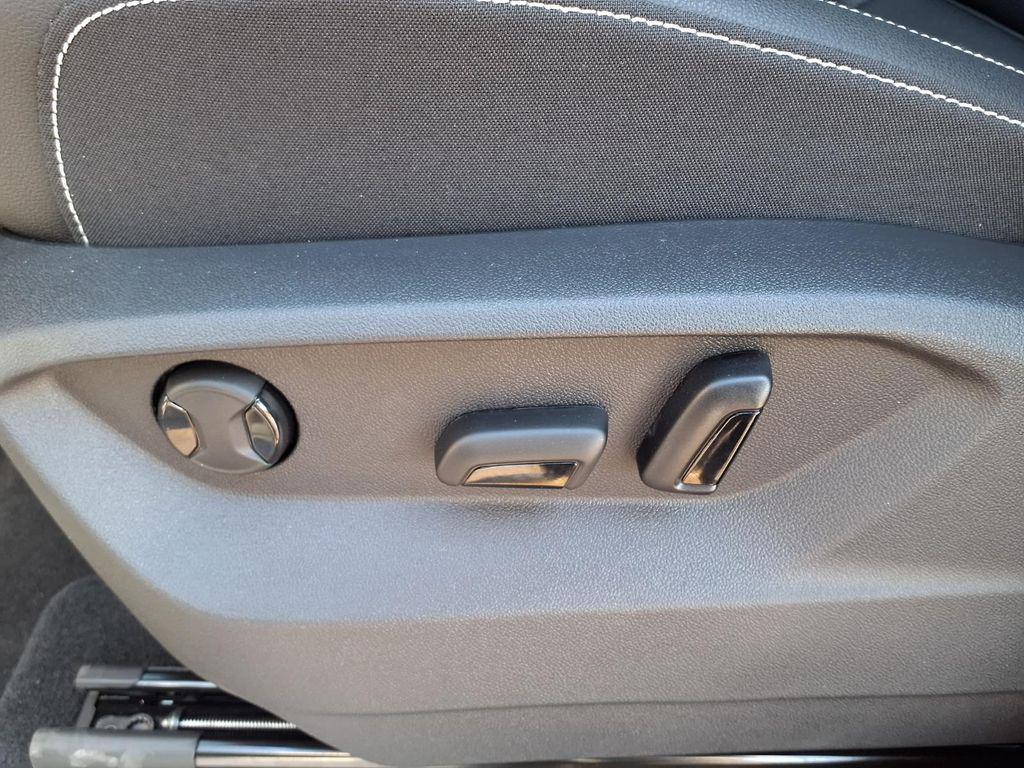 new 2026 Volkswagen Atlas car, priced at $46,620