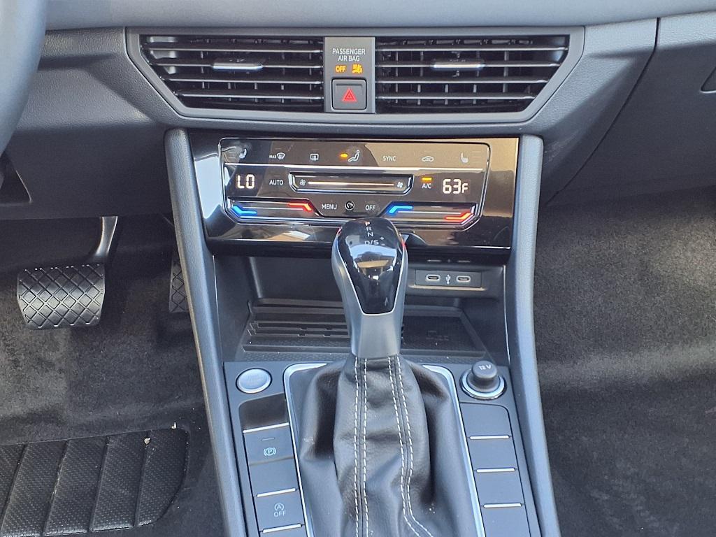 new 2025 Volkswagen Jetta car, priced at $24,357