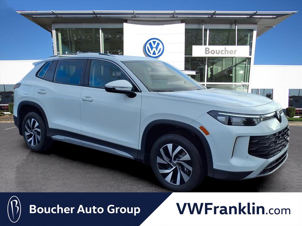 new 2025 Volkswagen Tiguan car, priced at $27,499