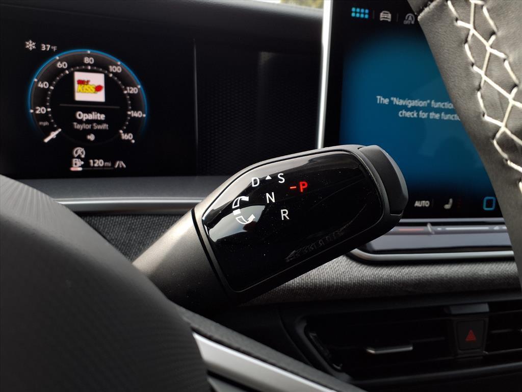 new 2025 Volkswagen Tiguan car, priced at $27,499