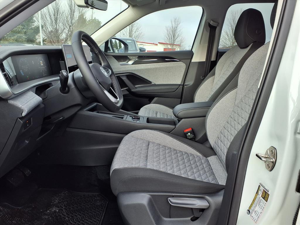 new 2025 Volkswagen Tiguan car, priced at $27,499