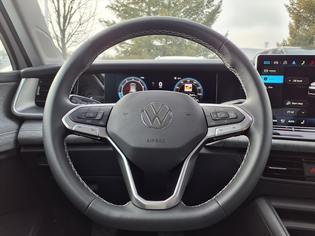 new 2025 Volkswagen Tiguan car, priced at $27,499