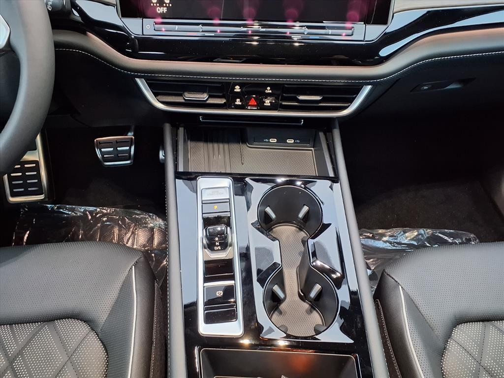 new 2026 Volkswagen Atlas car, priced at $53,181