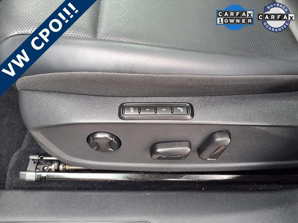 used 2022 Volkswagen ID.4 car, priced at $21,490