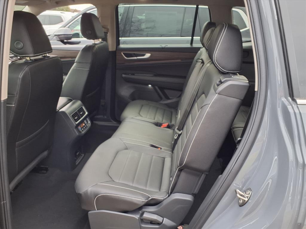 new 2026 Volkswagen Atlas car, priced at $47,773