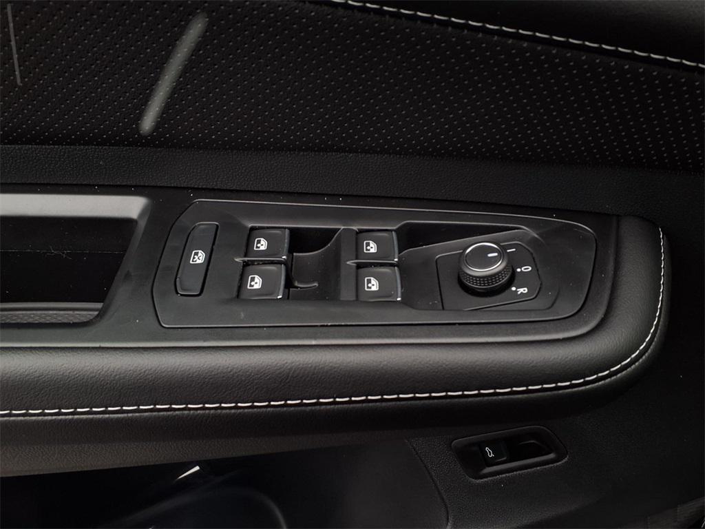 new 2026 Volkswagen Atlas car, priced at $43,490