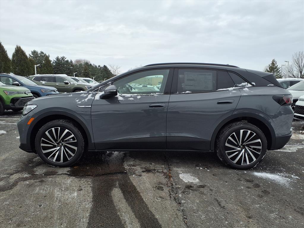 new 2025 Volkswagen ID.4 car, priced at $38,055