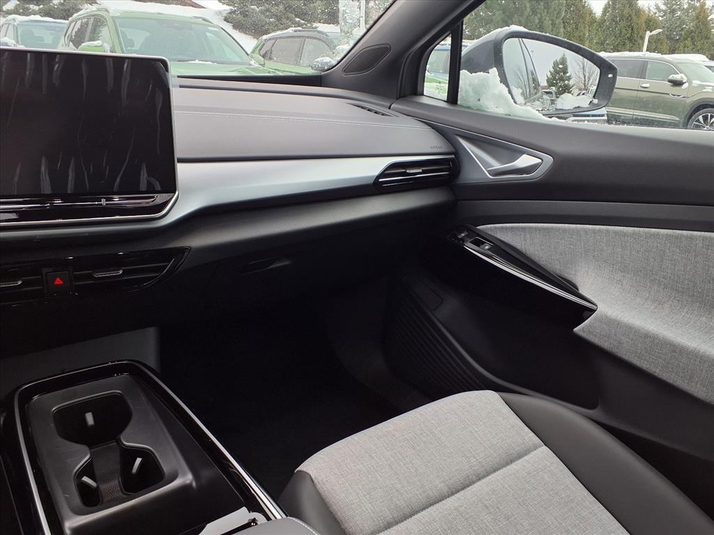new 2025 Volkswagen ID.4 car, priced at $39,655