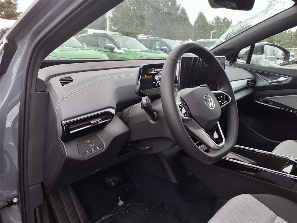 new 2025 Volkswagen ID.4 car, priced at $39,655