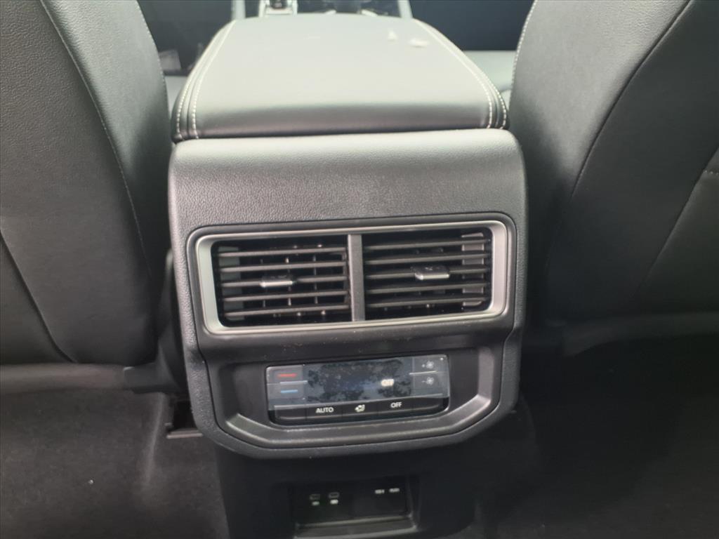 new 2026 Volkswagen Atlas car, priced at $45,022