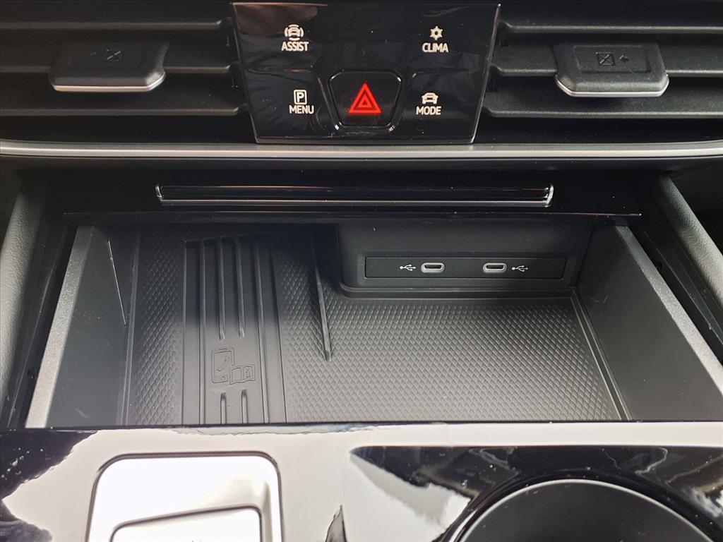 new 2026 Volkswagen Atlas car, priced at $45,022