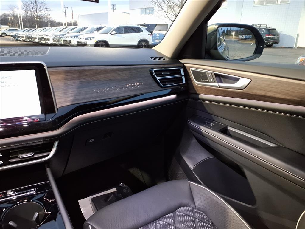 new 2026 Volkswagen Atlas car, priced at $52,779