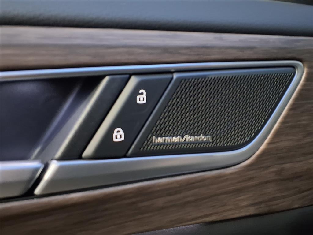 new 2026 Volkswagen Atlas car, priced at $52,779