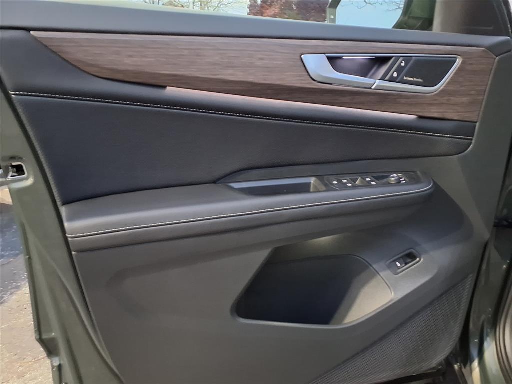 new 2026 Volkswagen Atlas car, priced at $52,779