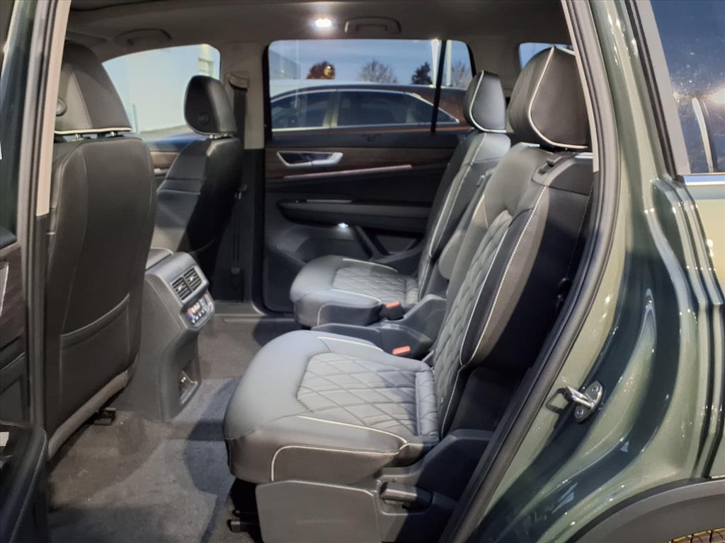 new 2026 Volkswagen Atlas car, priced at $52,779