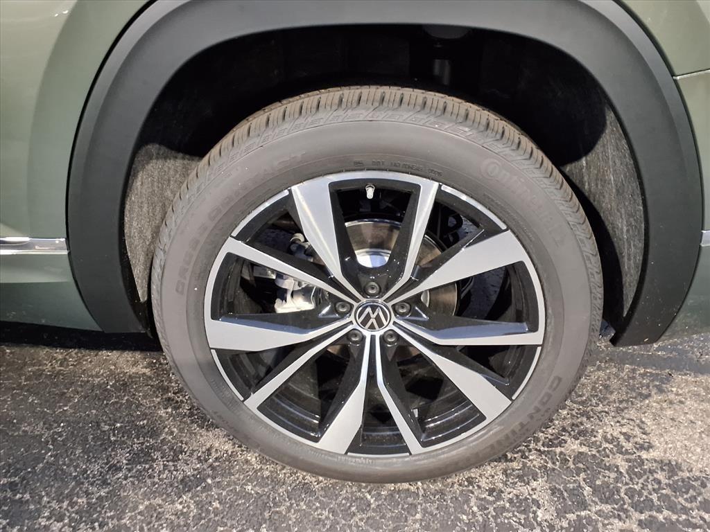 new 2026 Volkswagen Atlas car, priced at $52,779