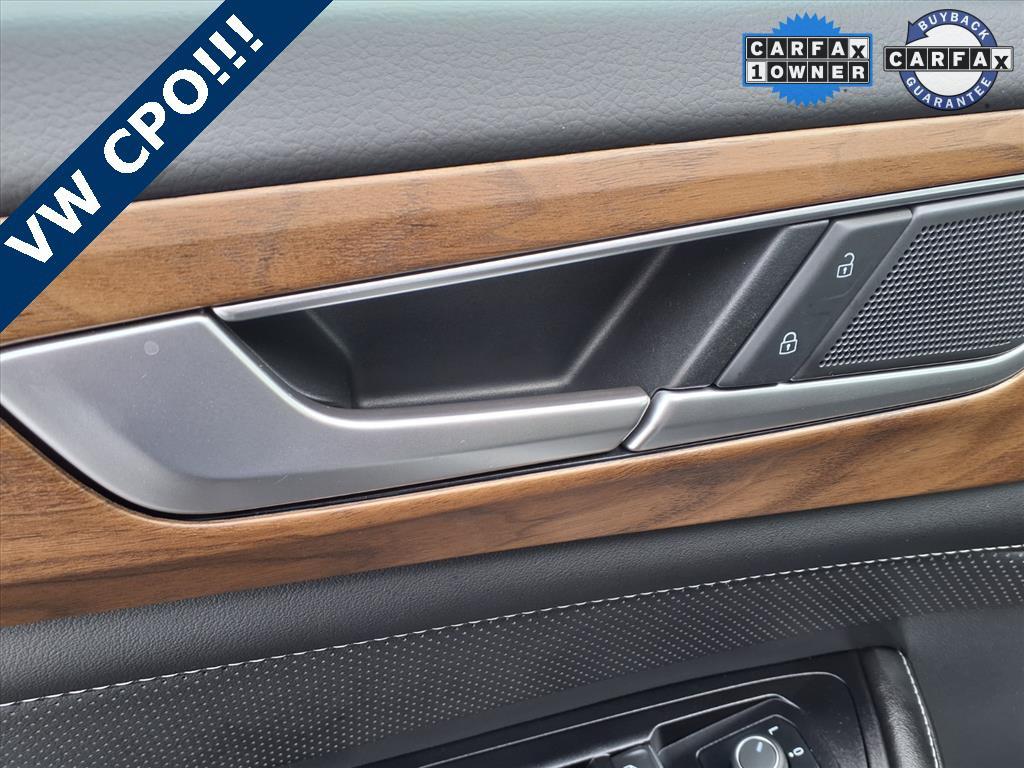 used 2025 Volkswagen Atlas car, priced at $38,999