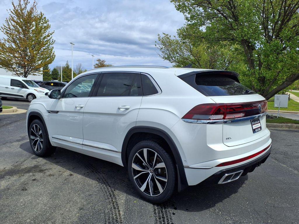 new 2026 Volkswagen Atlas Cross Sport car, priced at $46,852