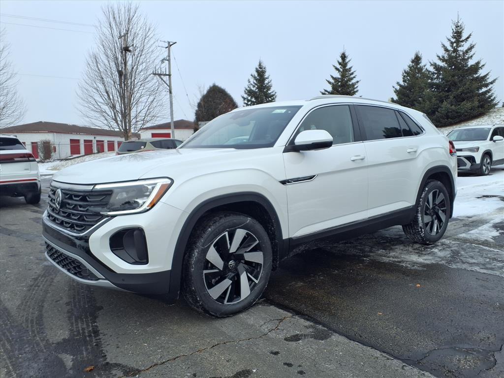 new 2026 Volkswagen Atlas Cross Sport car, priced at $47,353