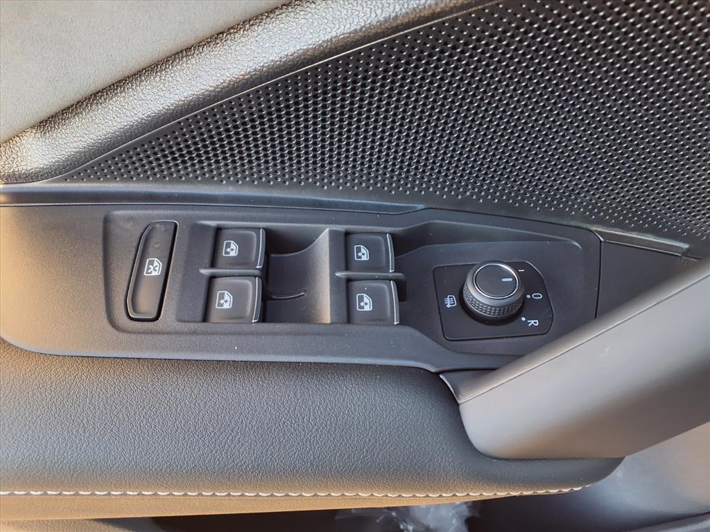 new 2026 Volkswagen Tiguan car, priced at $35,331