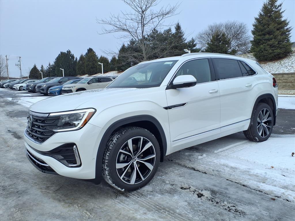 new 2026 Volkswagen Atlas Cross Sport car, priced at $51,197
