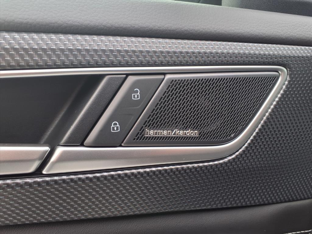 new 2026 Volkswagen Atlas Cross Sport car, priced at $51,197