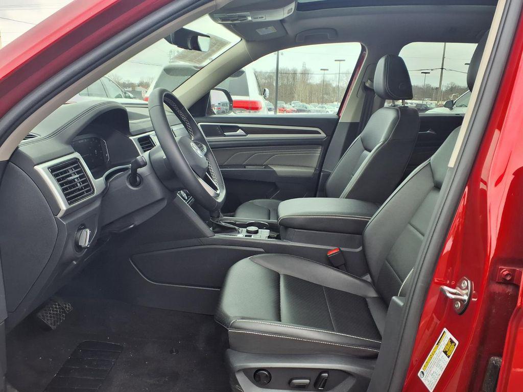 used 2023 Volkswagen Atlas car, priced at $33,999