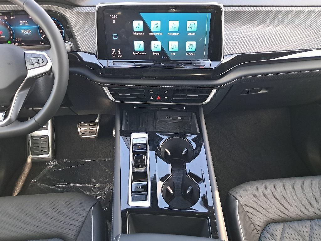 new 2026 Volkswagen Atlas Cross Sport car, priced at $52,639