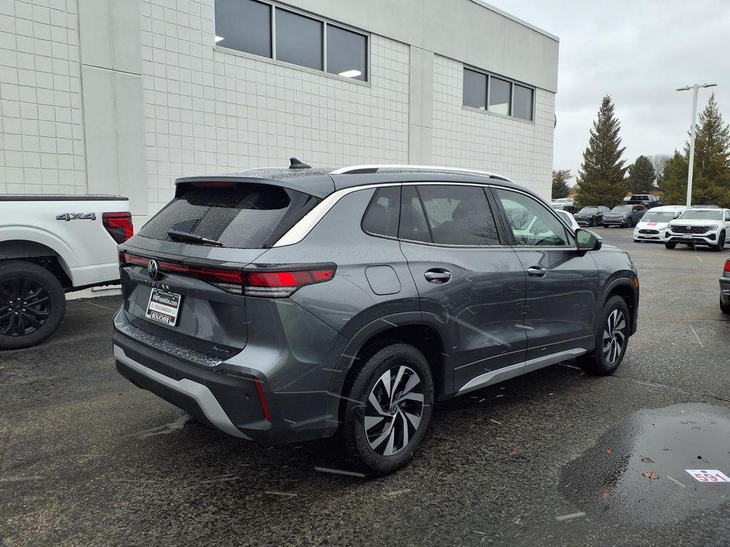 new 2026 Volkswagen Tiguan car, priced at $32,058