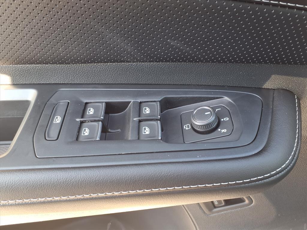 new 2026 Volkswagen Atlas car, priced at $53,216