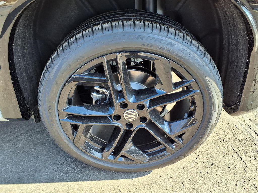 new 2026 Volkswagen Tiguan car, priced at $39,233