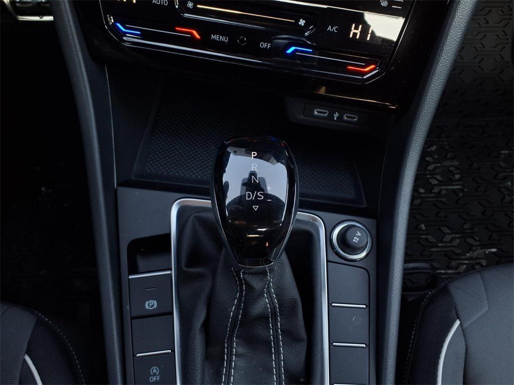 new 2025 Volkswagen Jetta car, priced at $21,780