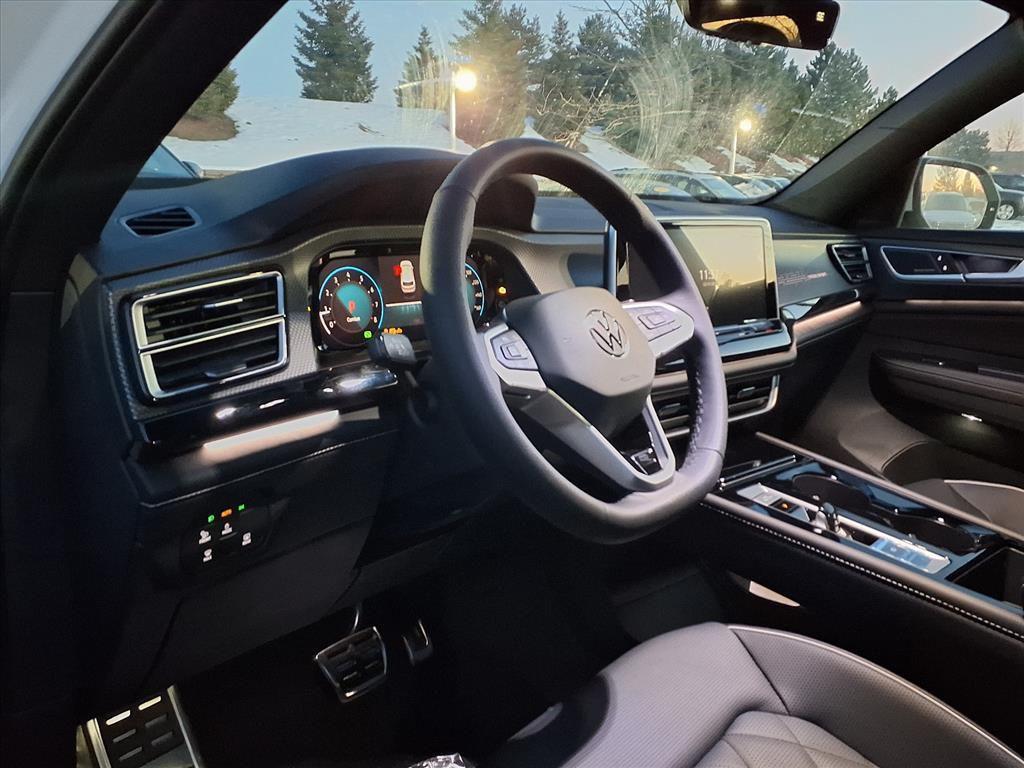 new 2026 Volkswagen Atlas Cross Sport car, priced at $51,197