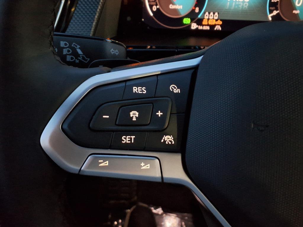 new 2026 Volkswagen Atlas Cross Sport car, priced at $52,197