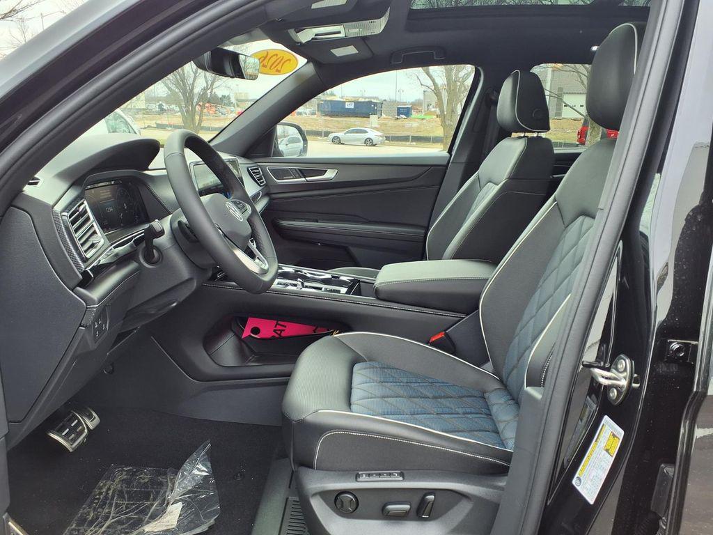 new 2026 Volkswagen Atlas Cross Sport car, priced at $50,471