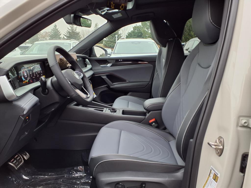 new 2026 Volkswagen Tiguan car, priced at $38,854