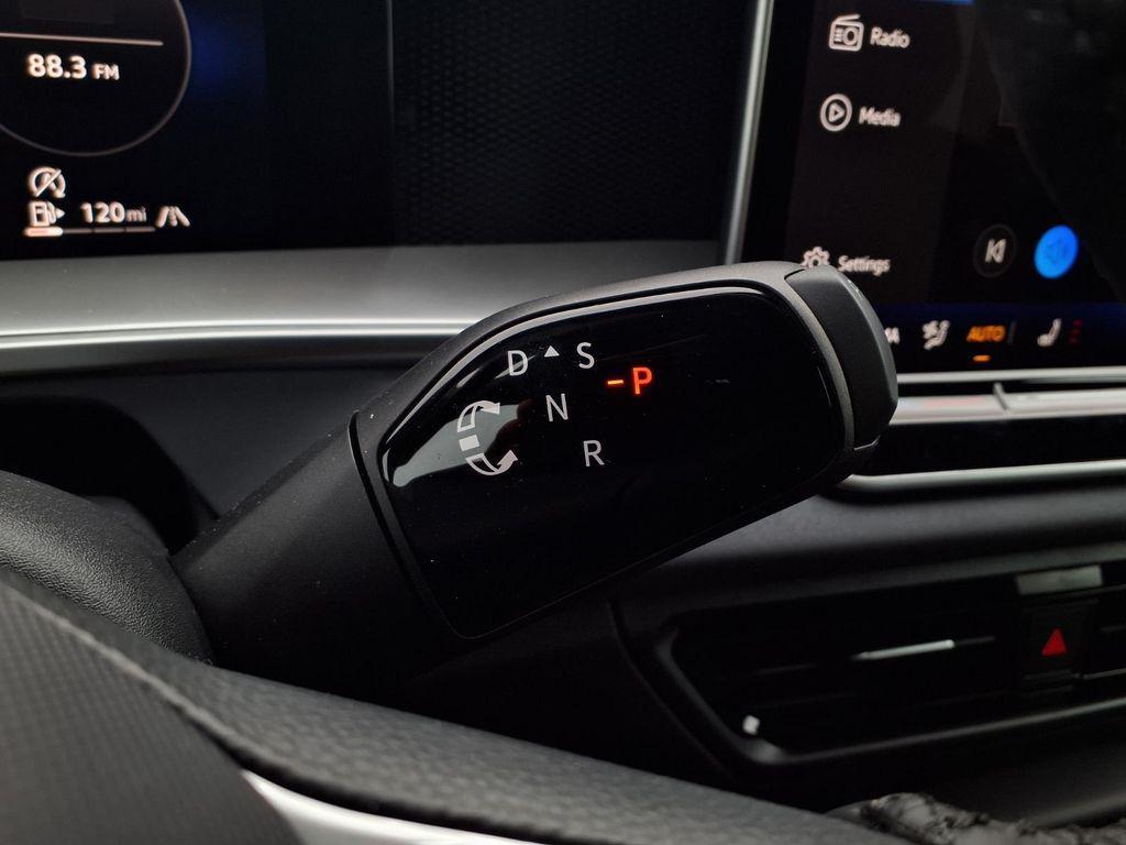 new 2026 Volkswagen Tiguan car, priced at $37,853